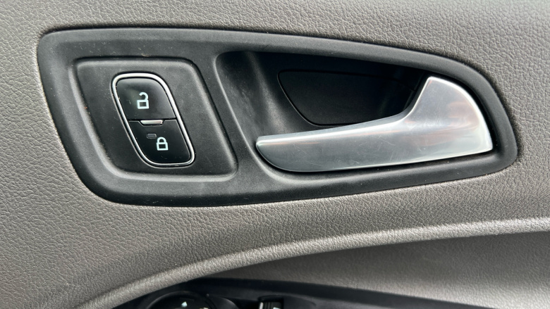 Ford Transit Connect 250 L2 Diesel 1.5 EcoBlue 100ps Limited Van